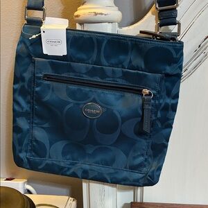 Coach Navy Crossbody Bag(authentic)